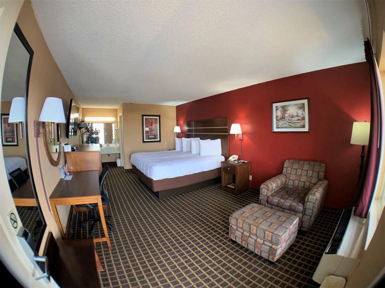 Star Plus Inn & Suites Selmer Екстер'єр фото